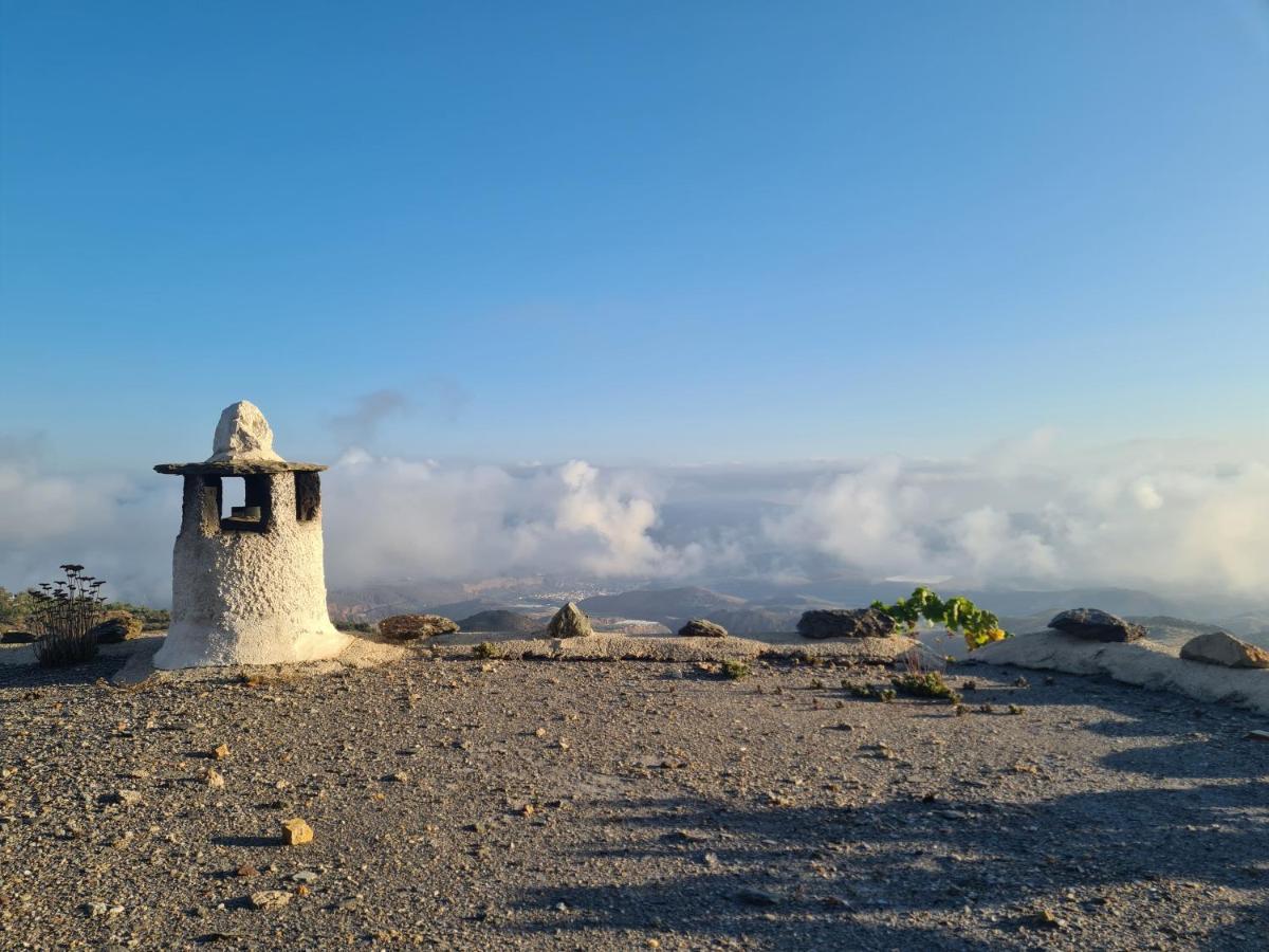 Las Chimeneas Mairena Esterno foto